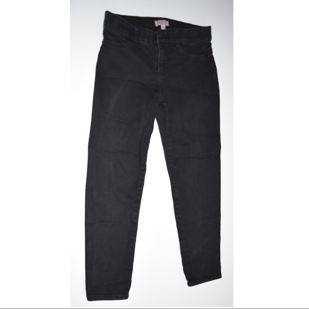 Black Capri Jeans